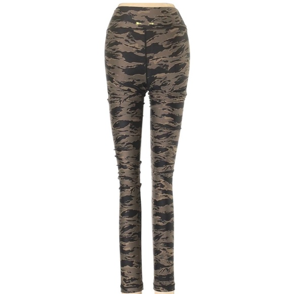 The Upside Camo Leggings, Size US 6 Carbon38 - Picture 4 of 8